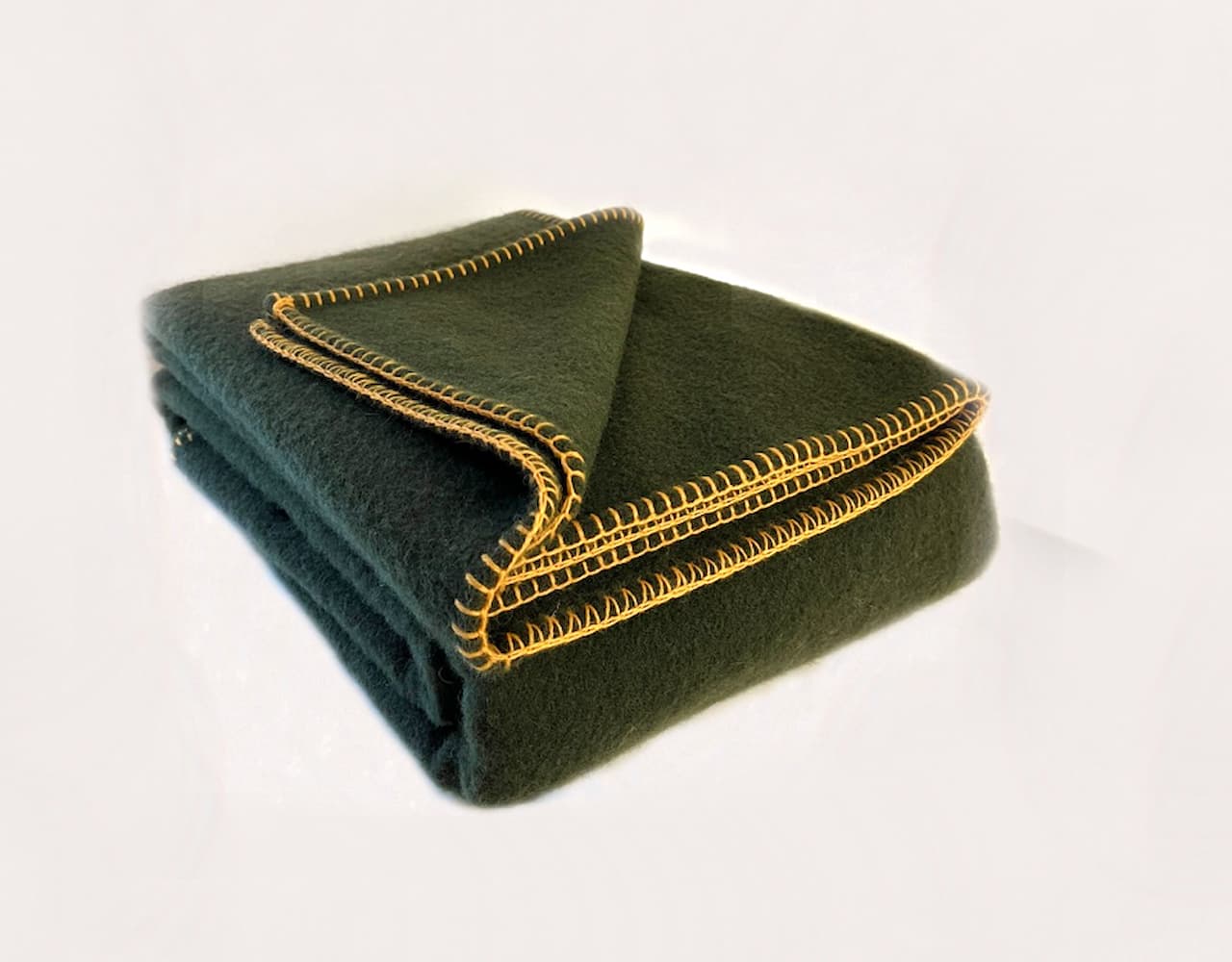 Moss Barrow Irish Wool Bed Blanket - Cushendale Woollen Mills