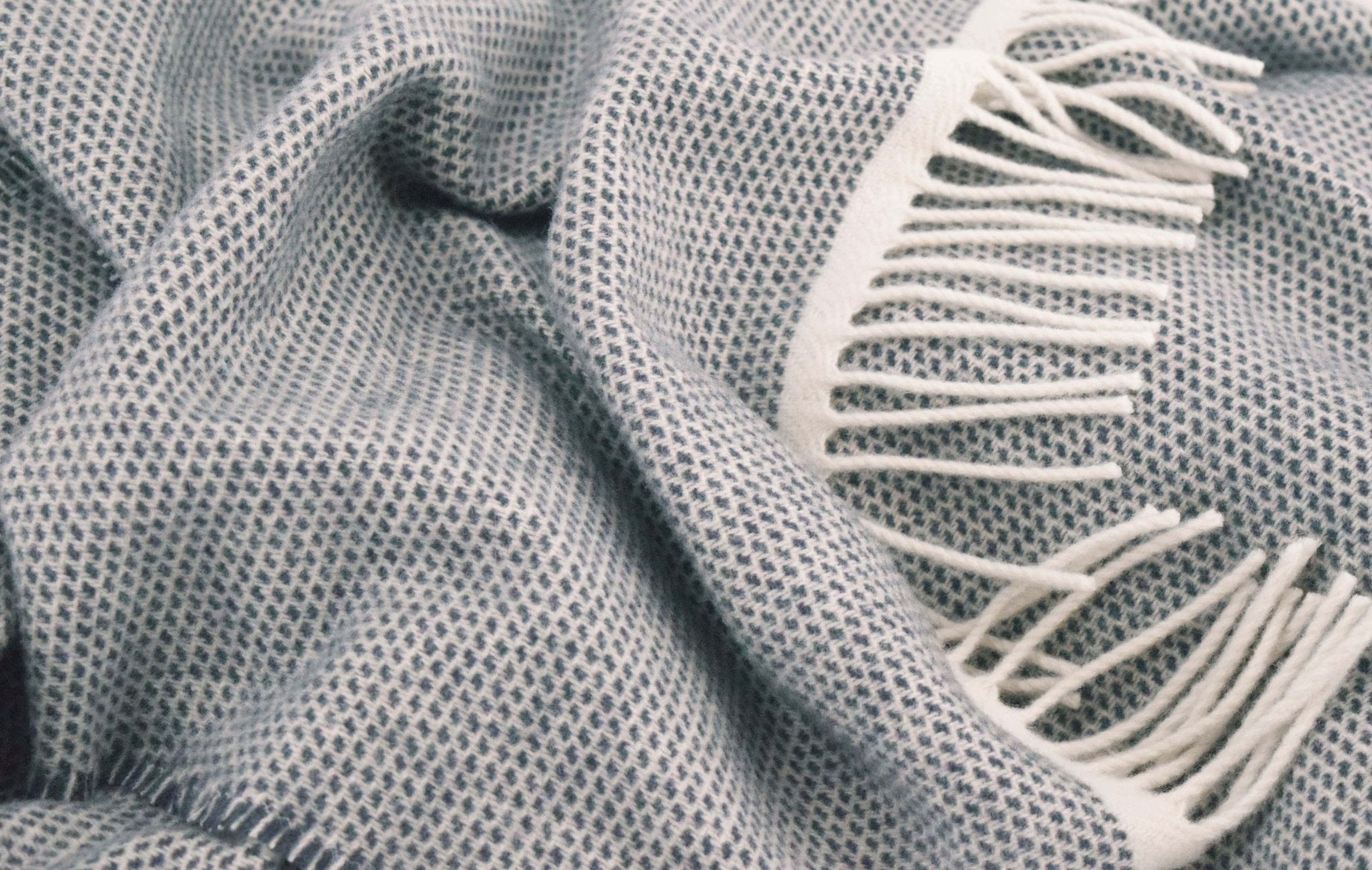 Graphite Duiske Lambswool Throw Blanket - Cushendale Woollen Mills