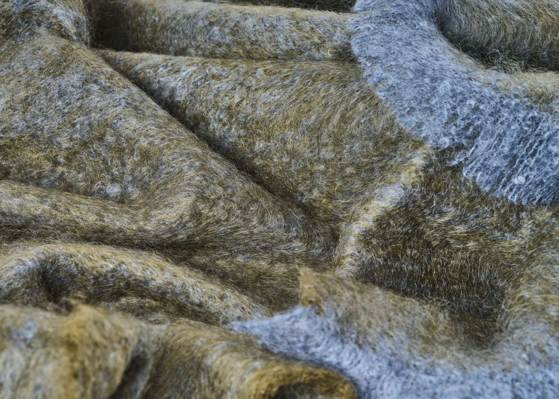 Moss Clash Mohair Throw Blanket - Cushendale Woollen Mills
