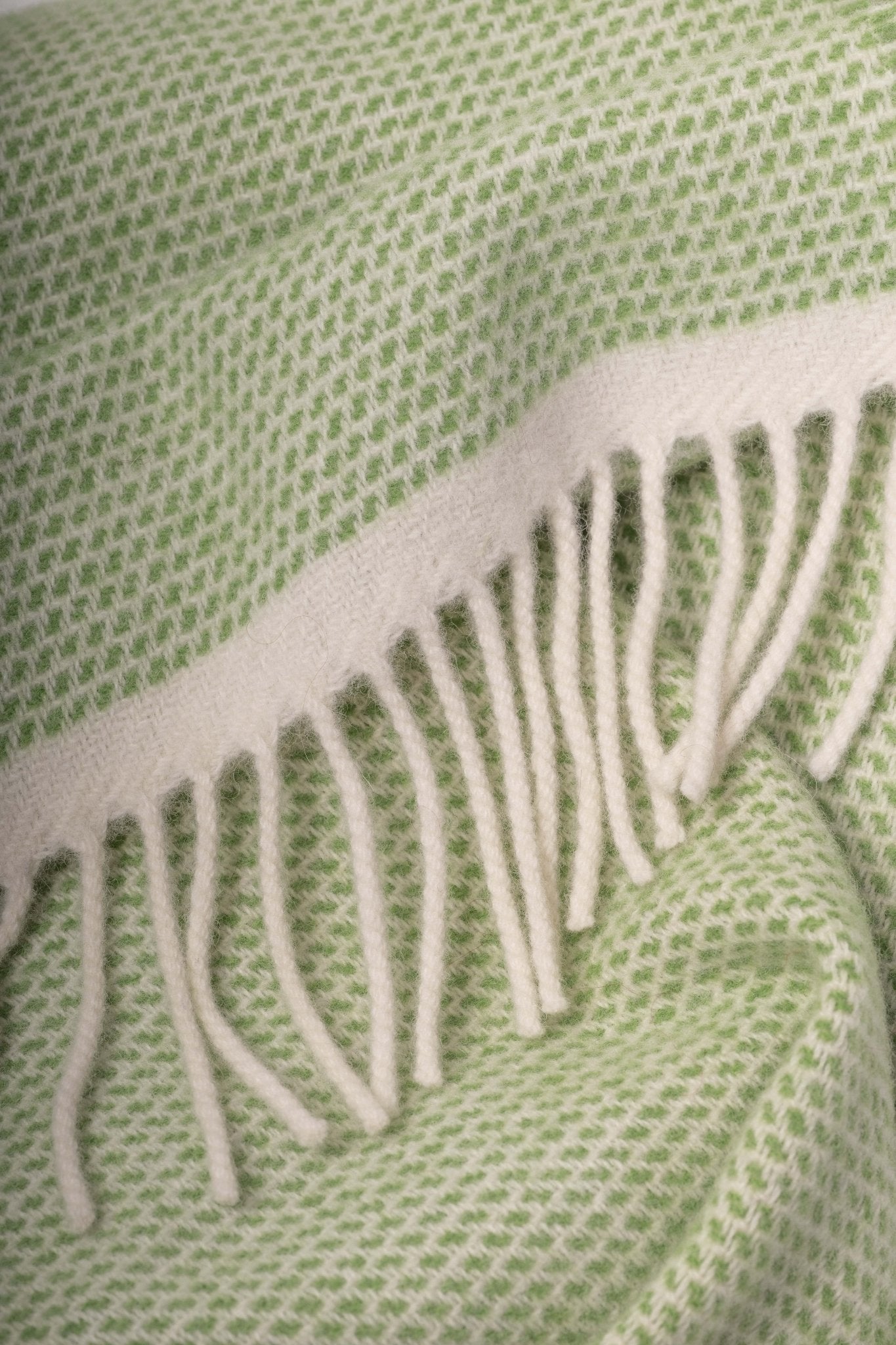 Apple Duiske Merino Lambswool Scarf - Cushendale Woollen Mills