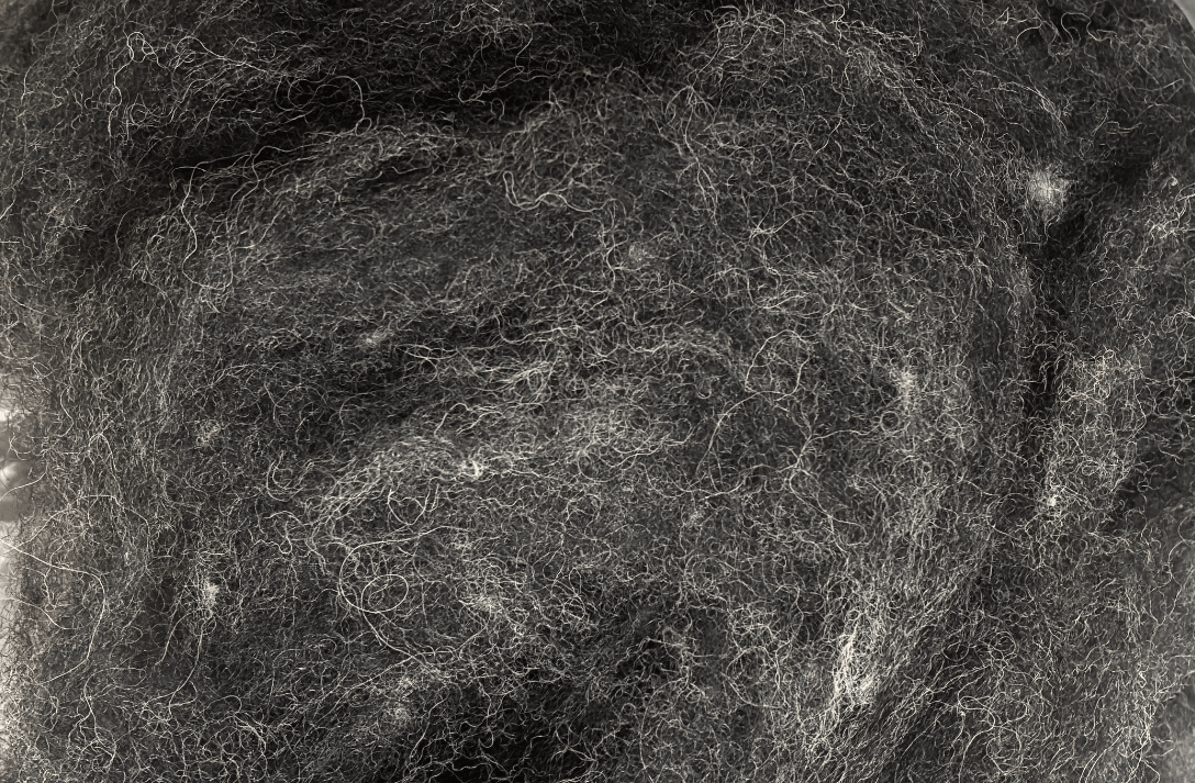 Dark Charcoal Carded Irish Wool - Cushendale Woollen Mills