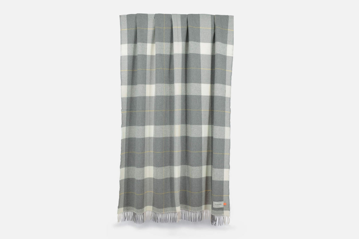 Steel Glynn Lambswool Throw Blanket - Cushendale Woollen Mills